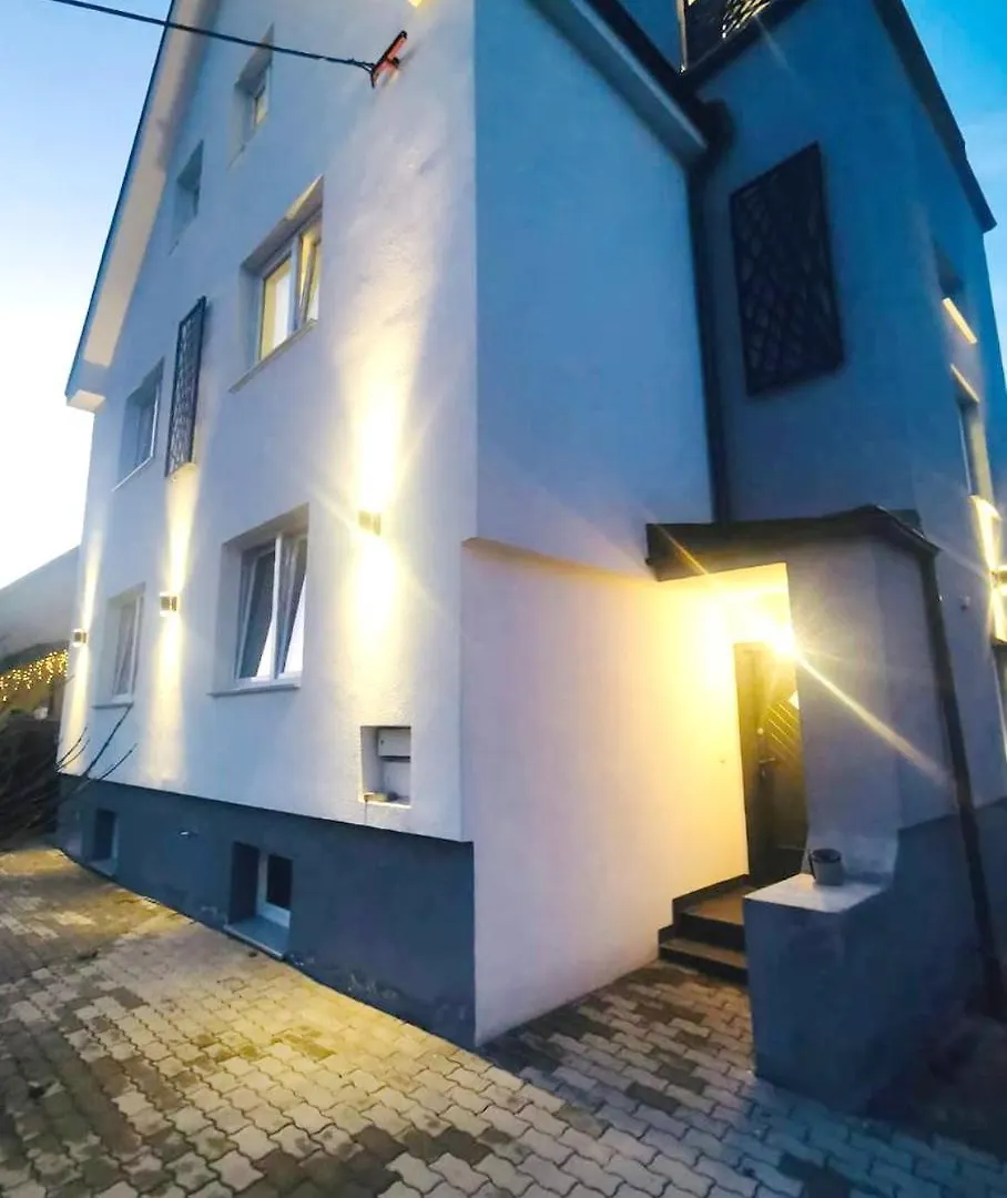 Проживание в семье Double Room In Floridsdorf Area Вена
